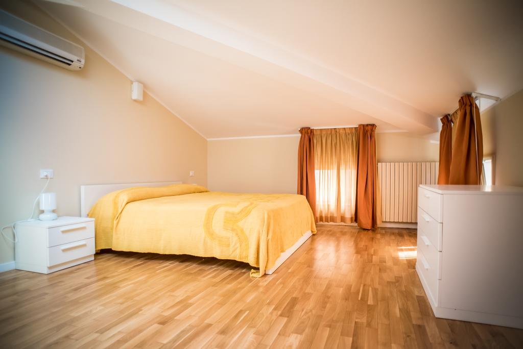 Dante Ravenna Apartments ภายนอก รูปภาพ